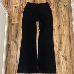 Athleta Black Activewear Pants
